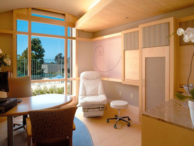 Hipnoterapi Bandung Menyembuhkan Duka Mendalam